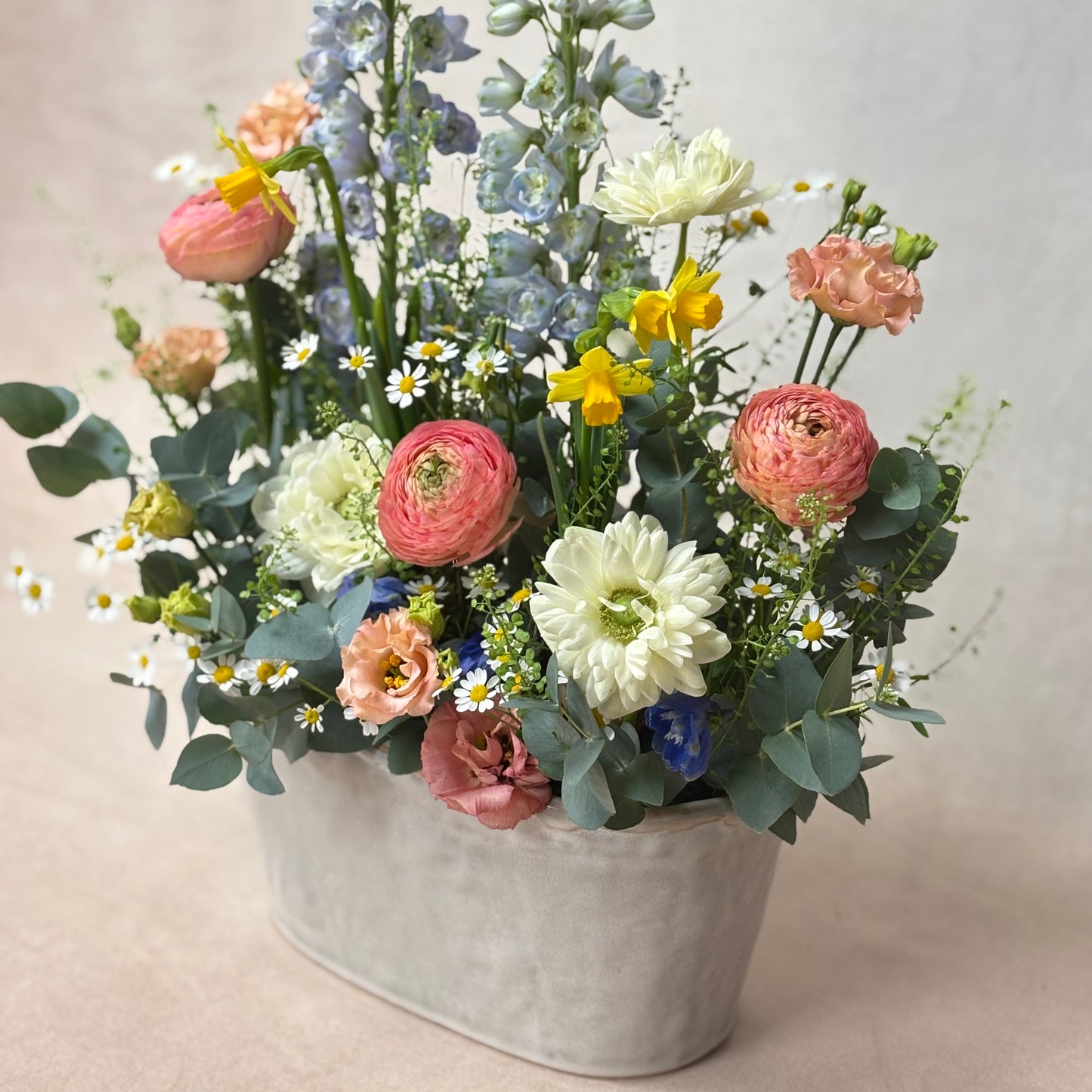 Mother’s Day Fresh Spring Flowers Arrangement Pastels